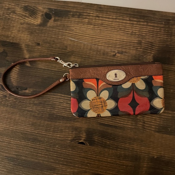 Fossil key-Per Wristlet floral pattern - Picture 1 of 4